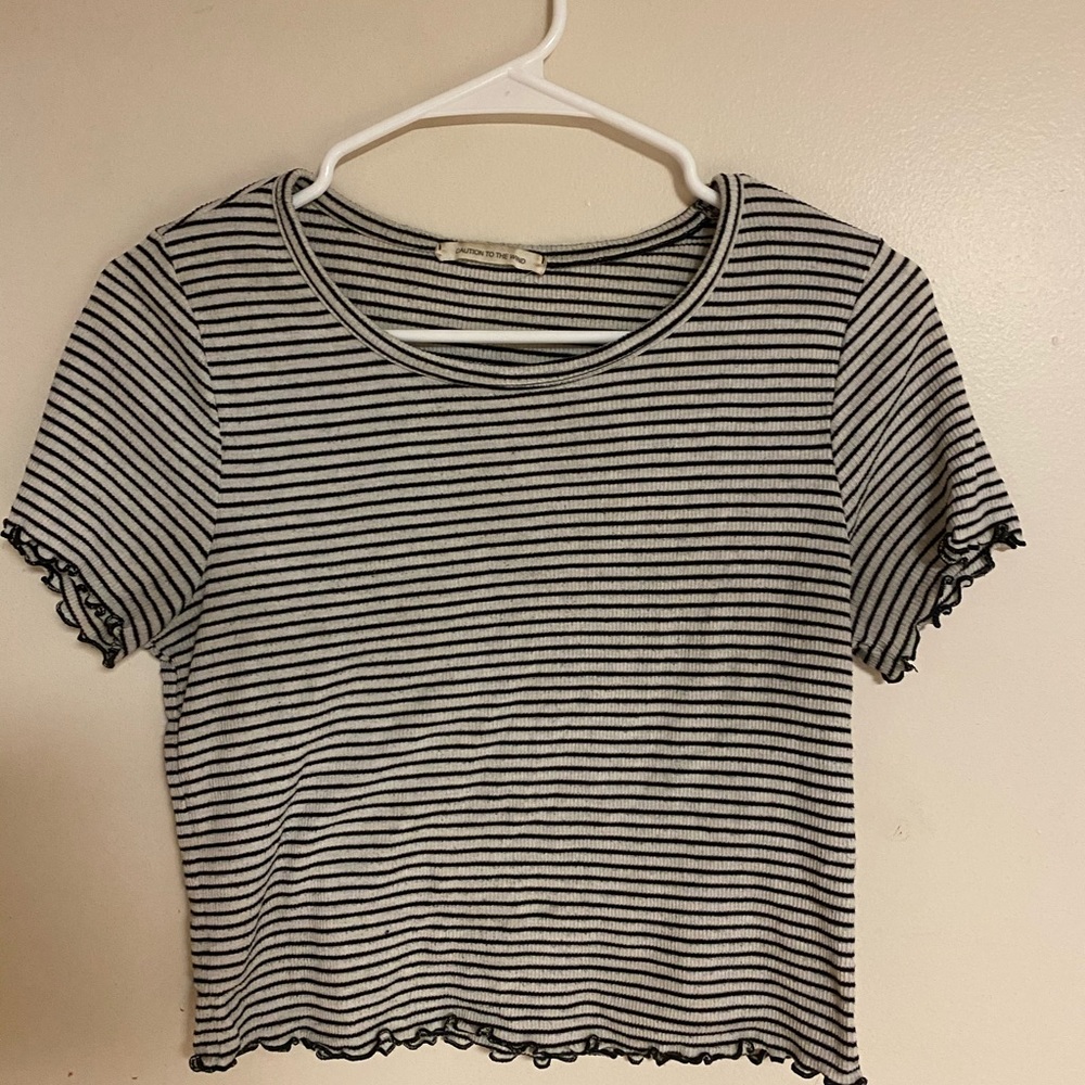 Cropped shirt